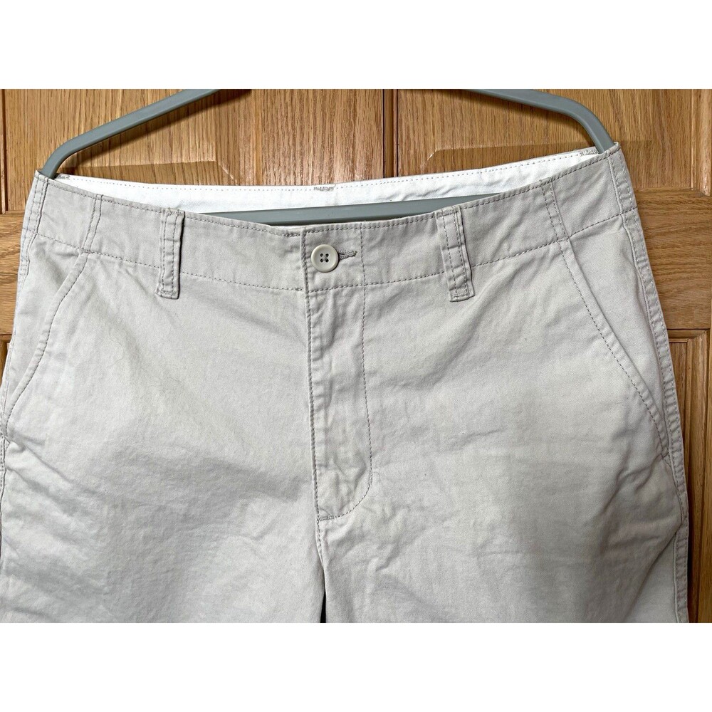 Old Navy Men’s Straight Fit Chino Shorts Size 33 Cotton Beige Pockets Flat Front